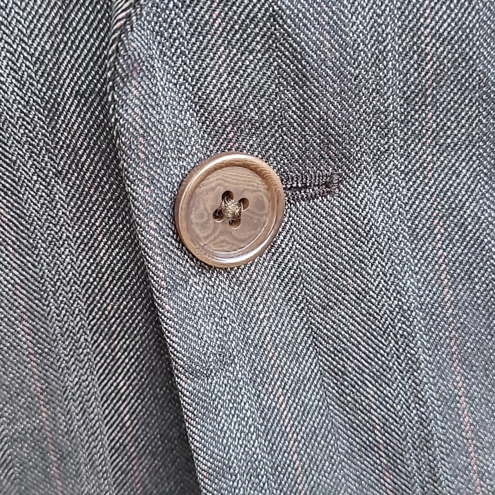 JOHN VARVATOS Dark Brown‎ Grey Striped Worsted Wool Sz 42 L Sport Coat Blazer